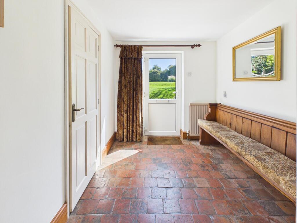 14 Chapel Lane, Toynton St Peter, Spilsby - More