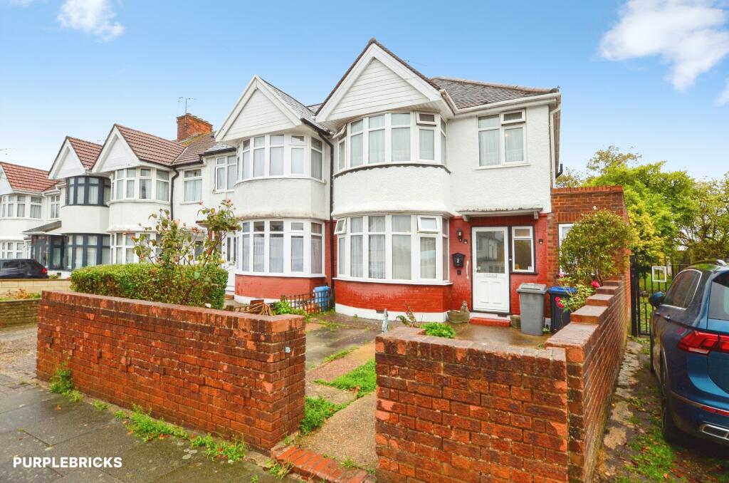 3-bed terraced on Sandhurst Road, London, NW9, £600,000