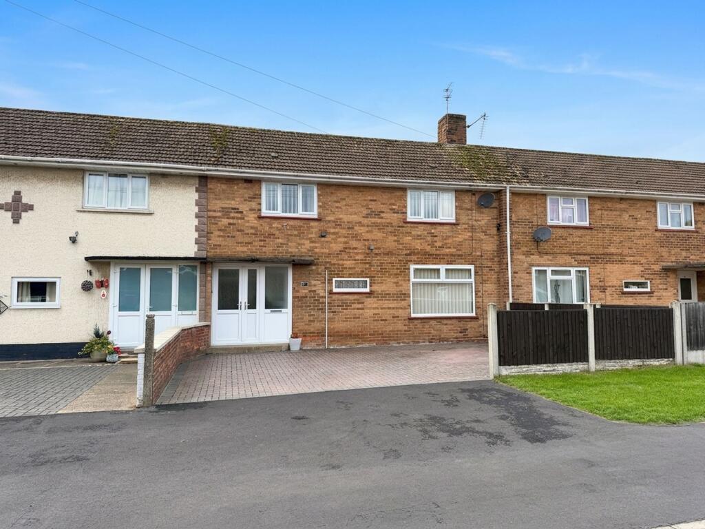 3-bed terraced on Eastern Avenue, Gainsborough, DN21, £155,000