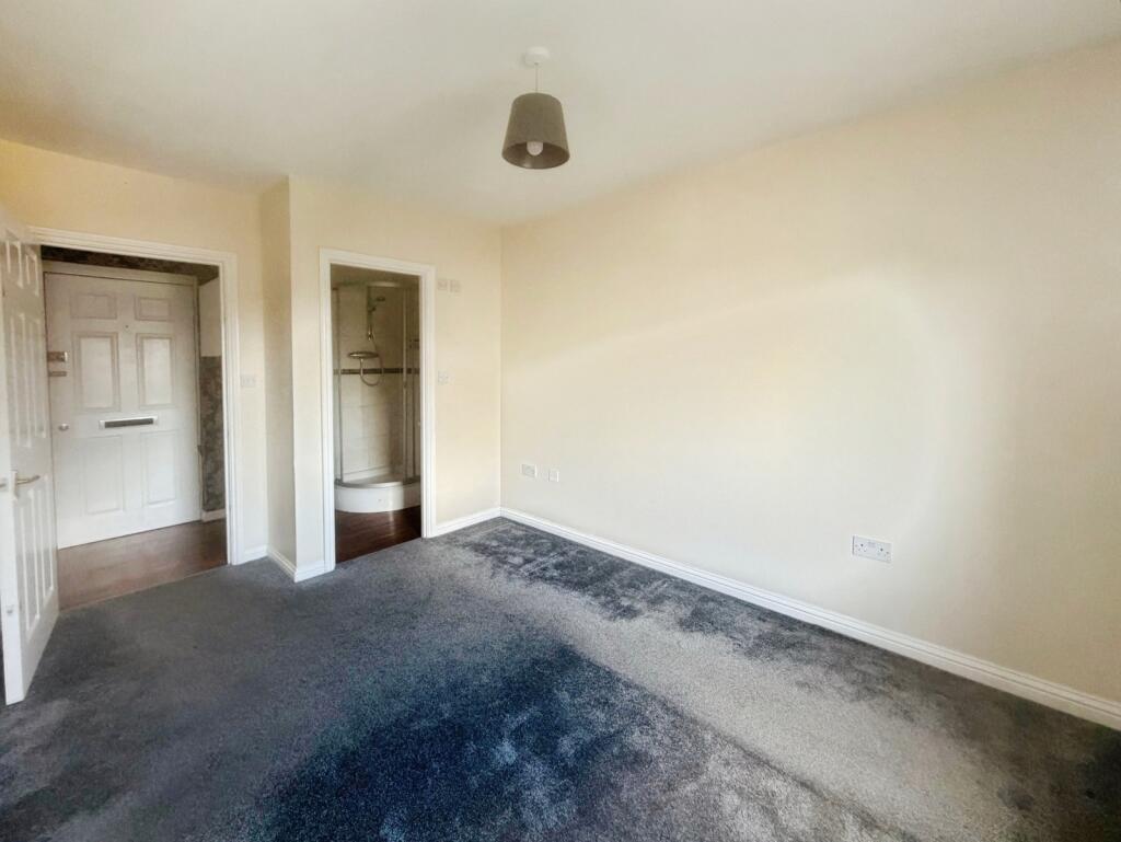 Apartment in London, Canning Town - View 3