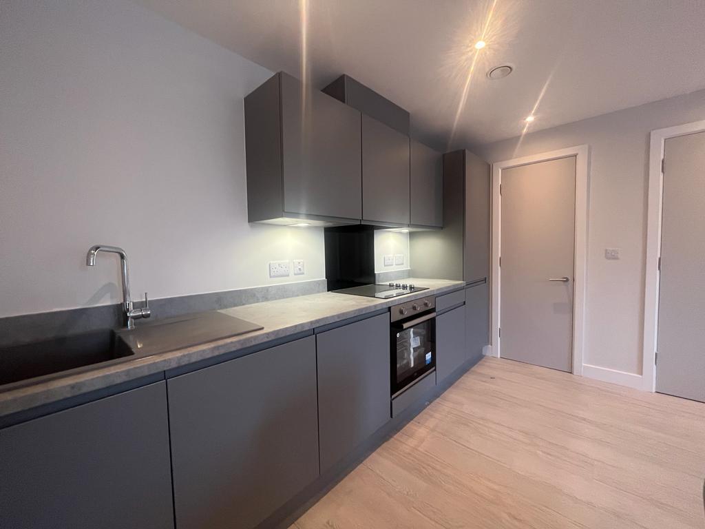 3 bedroom end of terrace house for rent