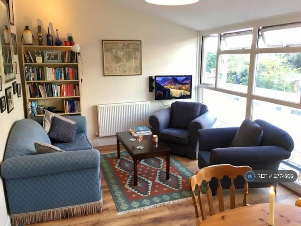 Main image of property: Hardel Walk, London, SW2