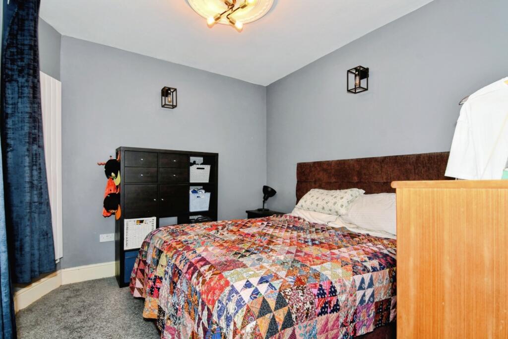 Apartment in Exeter - View 5