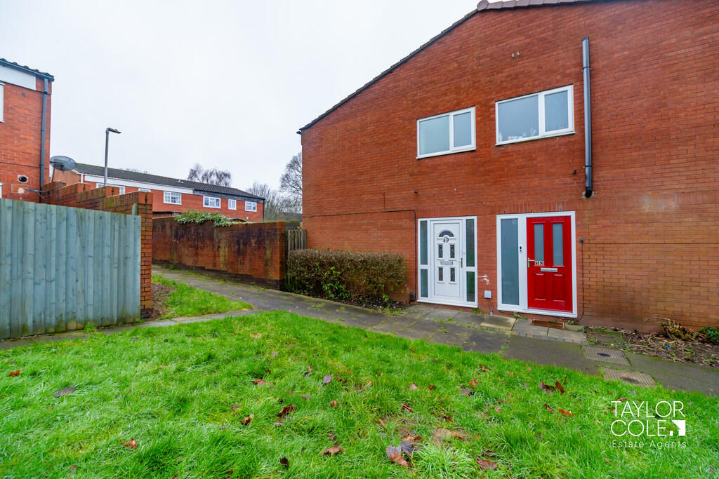 Main image of property: Calder, Wilnecote