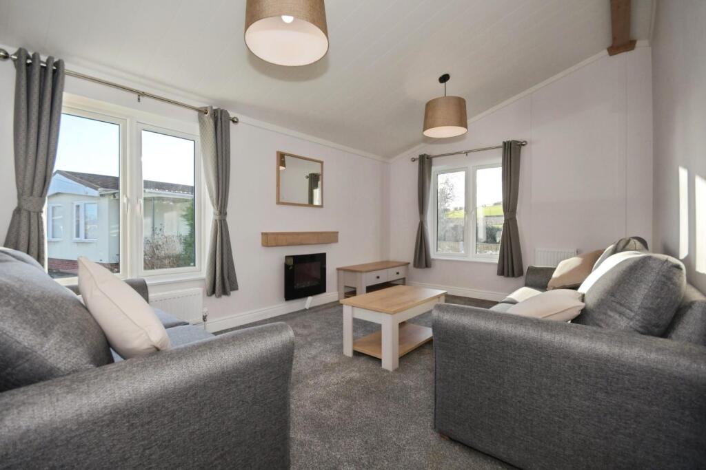 Brookfield Park, Mill Lane, Old Tupton, Chesterfield, S42 6AF photo 5