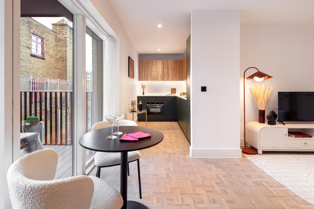 Apartment in London - View 5
