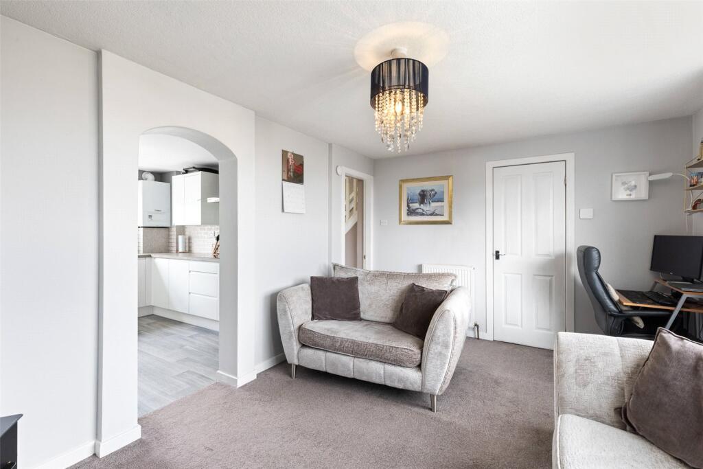 10 Shuna Court, Perth, Perth and Kinross, PH1 - View 4