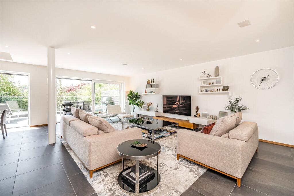 House in London, Muswell Hill - View 4