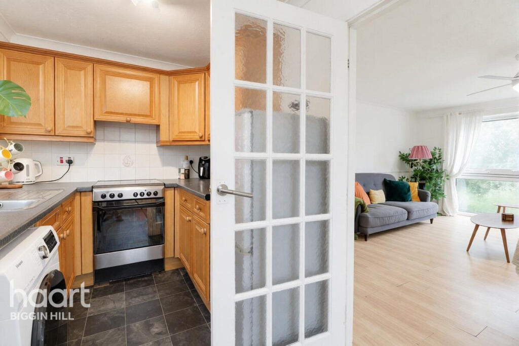 Apartment in Tonbridge - View 5