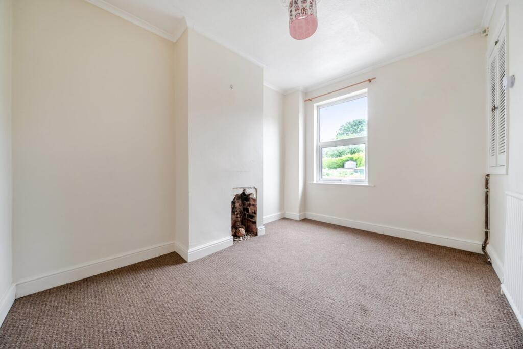 House in Nottingham, Highbury Vale - More