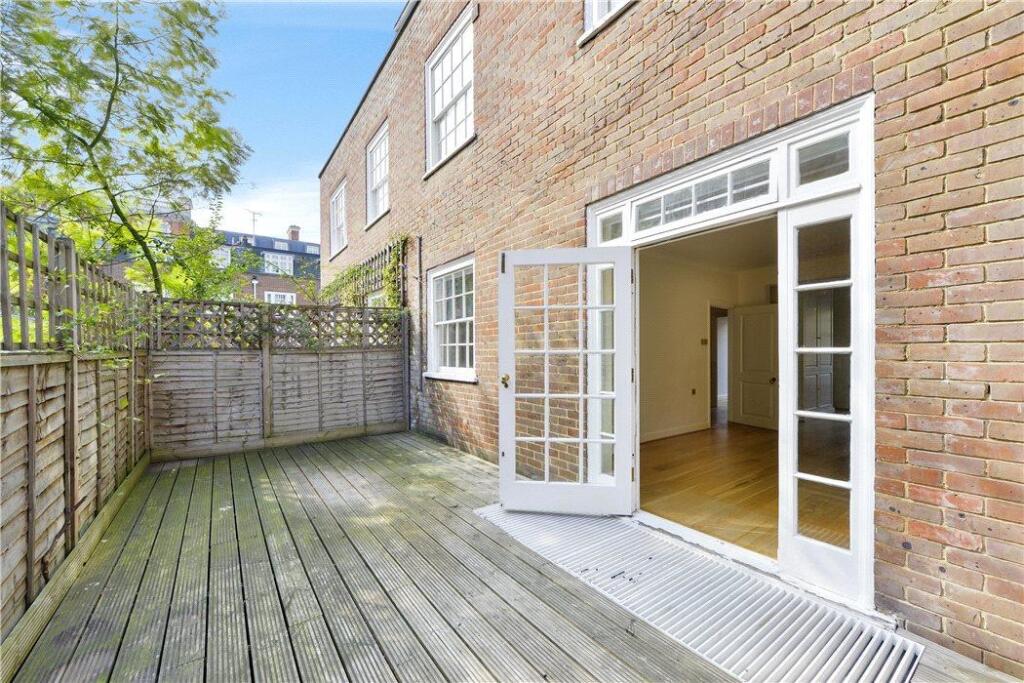 4 bedroom detached house for rent