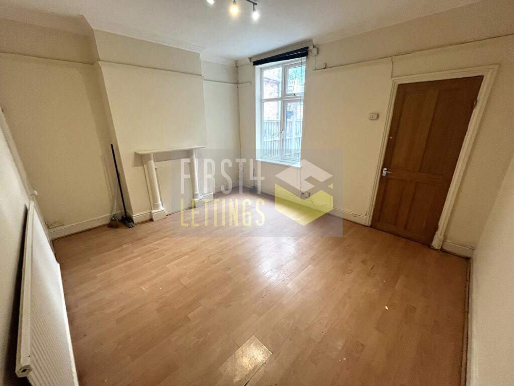 House in Leicester - View 2