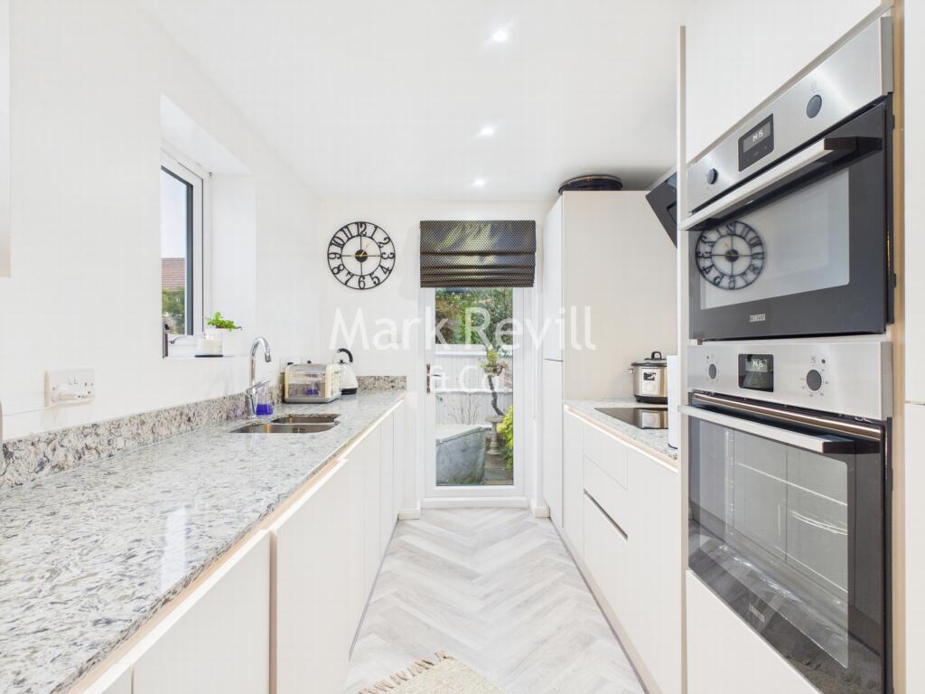 Snowdrop Lane, Lindfield, RH16 photo 4
