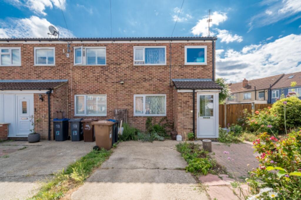 Main image of property: Juniper Gardens, London, SW16