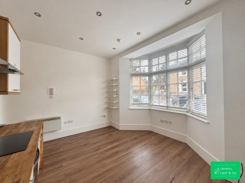 Apartment in London - View 2