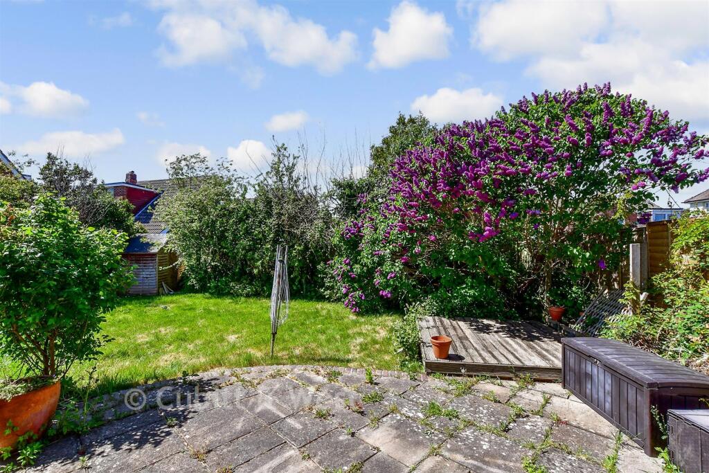 Sea Grove Avenue, Hayling Island, Hampshire, Hampshire