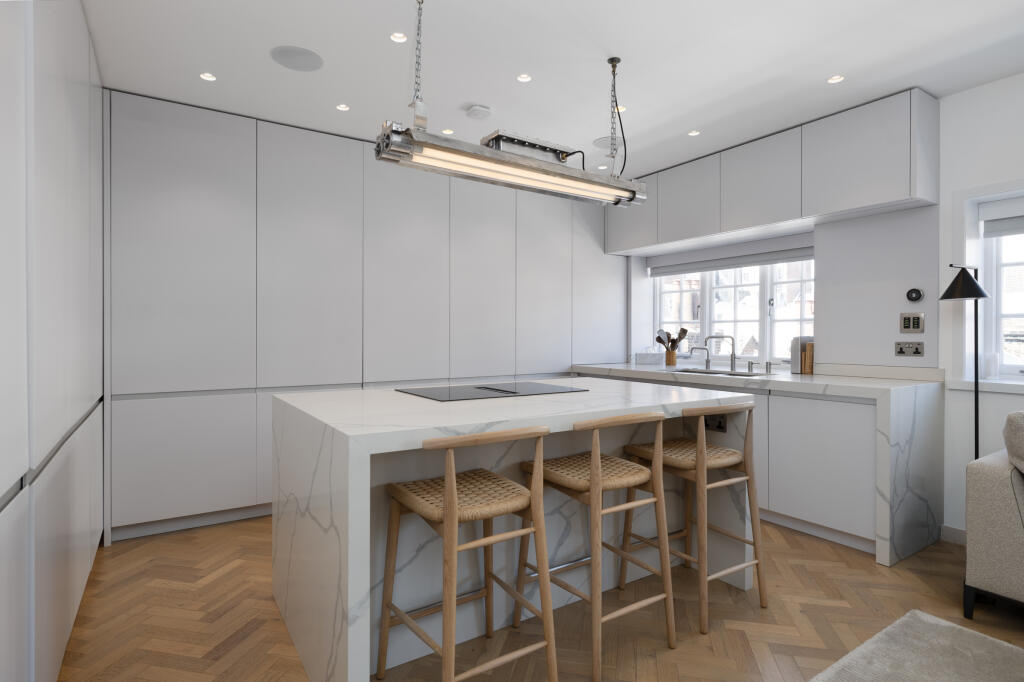 Apartment in London - View 3