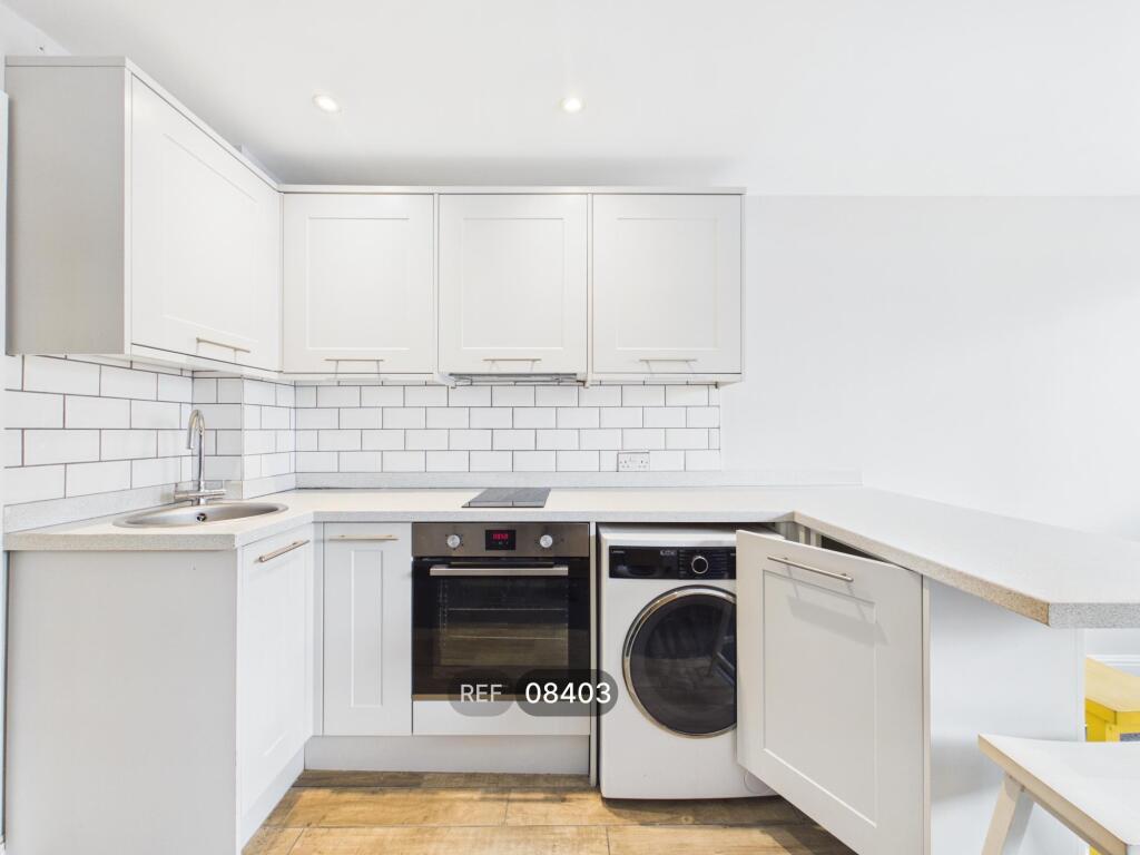 Apartment in London - View 2