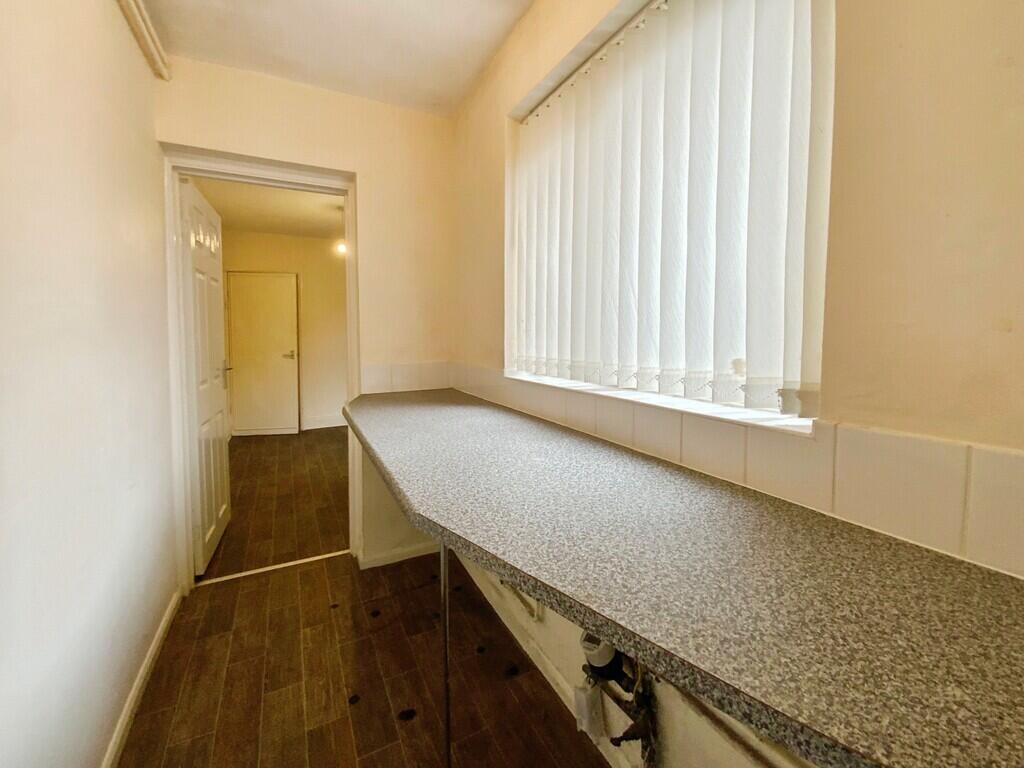 House in Lincoln - View 5