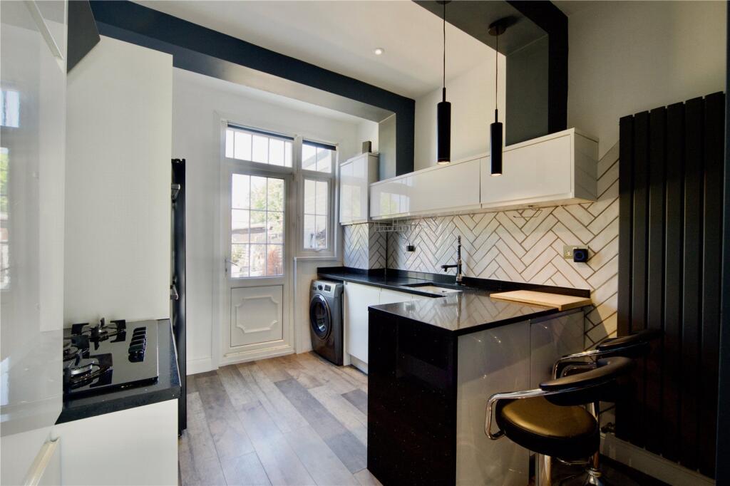 House in Ilford - More