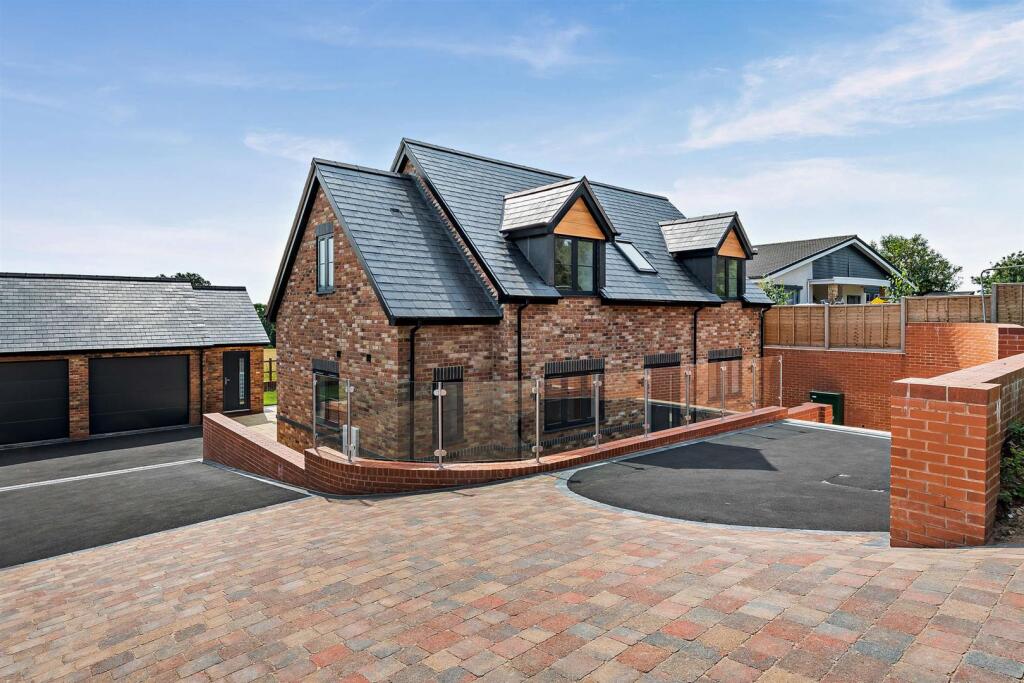 Additional image 37 of 2, Wells Cottage, Wootton Wawen, B95