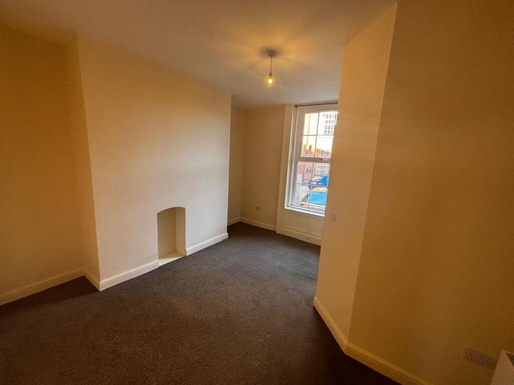 Apartment in Scarborough, St Nicholas Cliff, The Old Town - View 5
