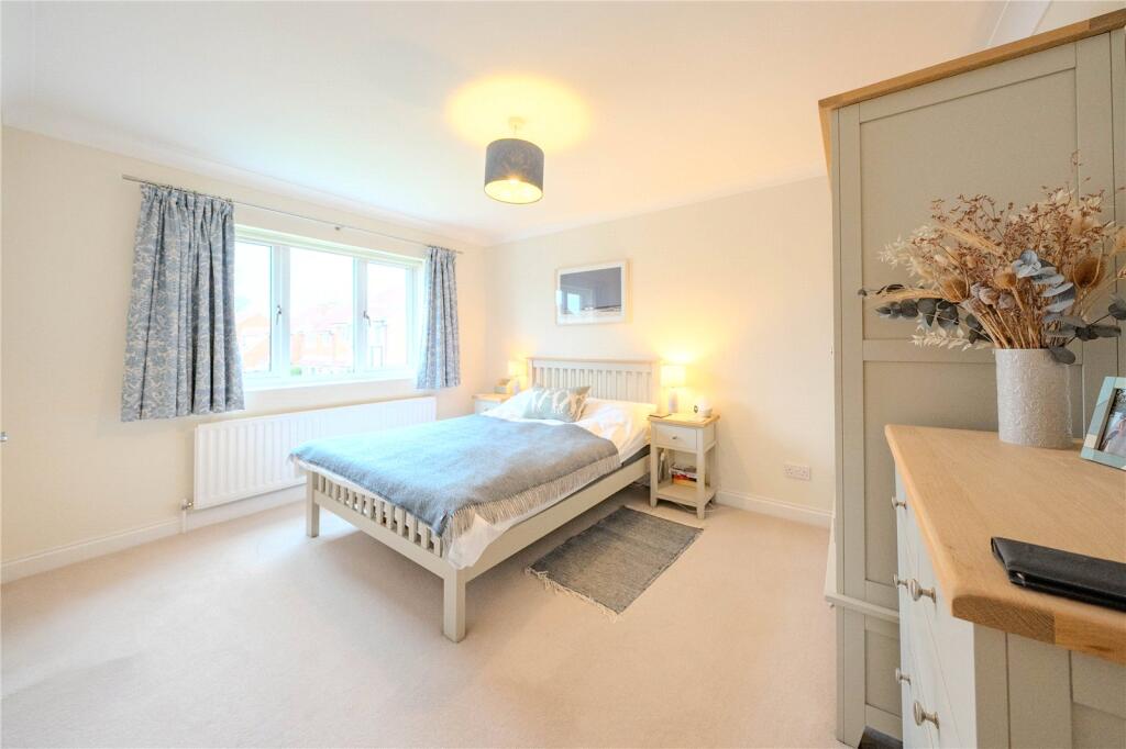 The Spinney, Moortown, Leeds, West Yorkshire photo 4