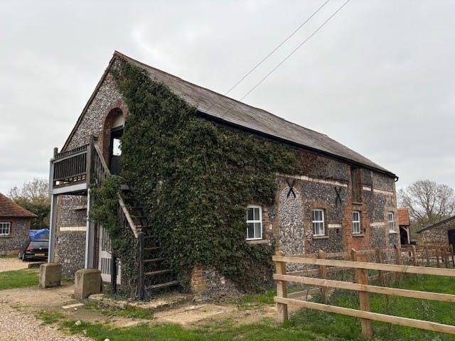 flint barn.6.jpg