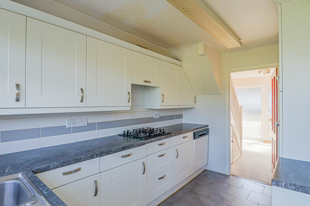 St. Catherines Road, Chelmsford, CM1 - View 5