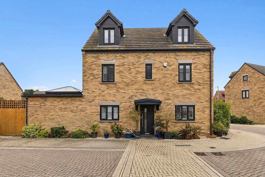 Main image of property: Woodland Gardens, Maulden, MK45