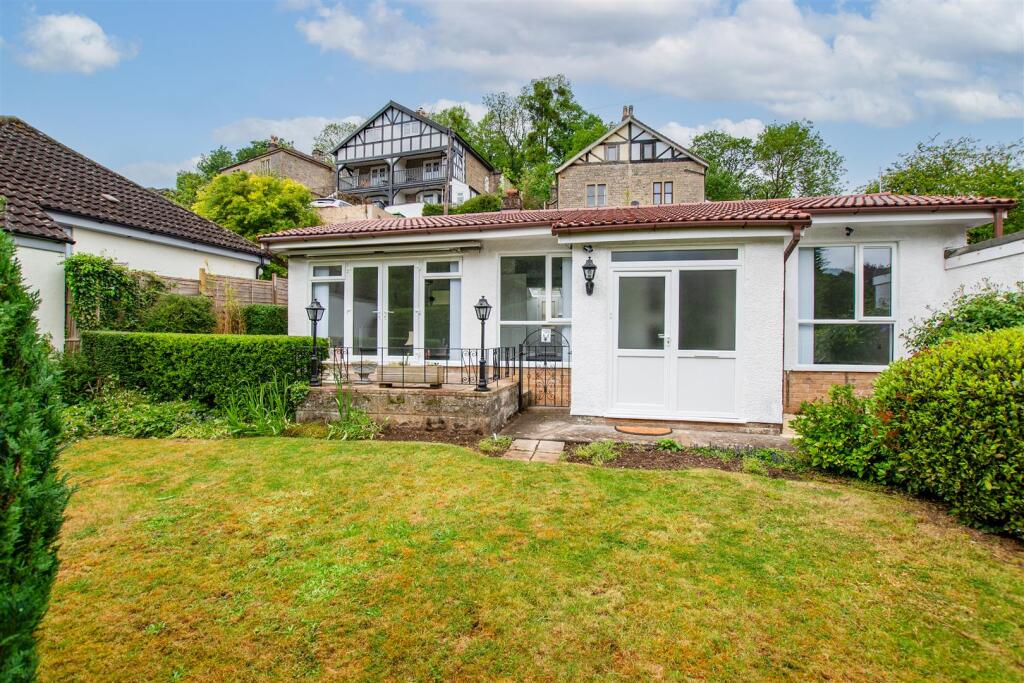 Main image of property: The Glen, Saltford, Bristol