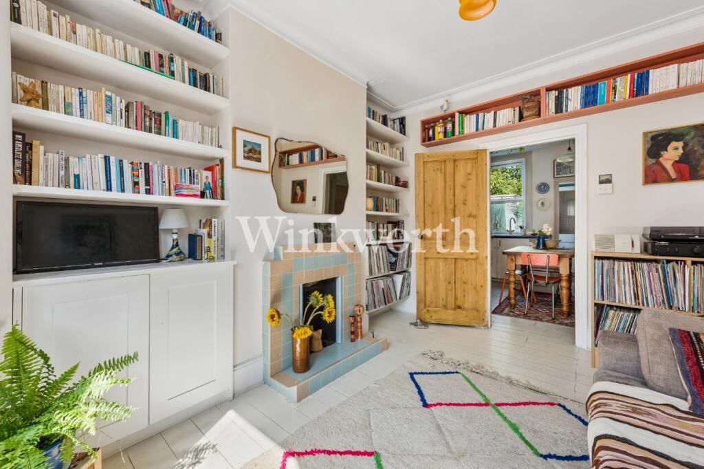 House in London - View 3