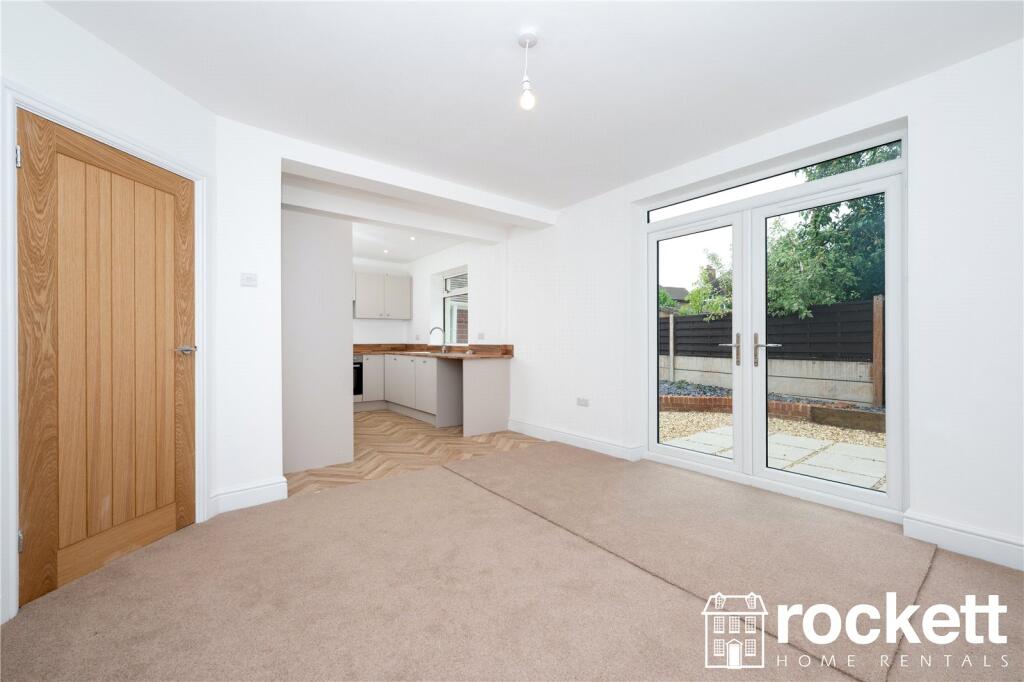 House in Stoke-on-Trent - More