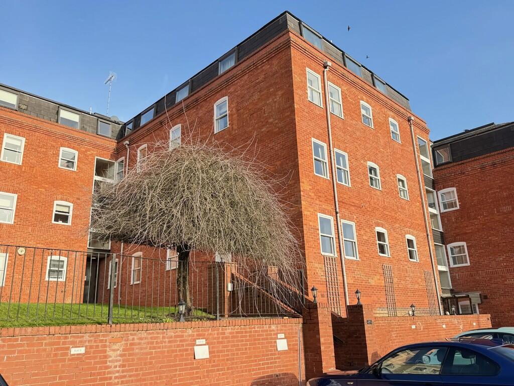 Main image of property: Kenilworth Hall, Kenilworth