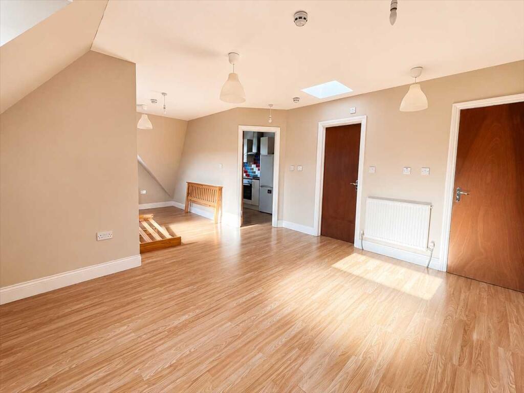 Studio flat for rent