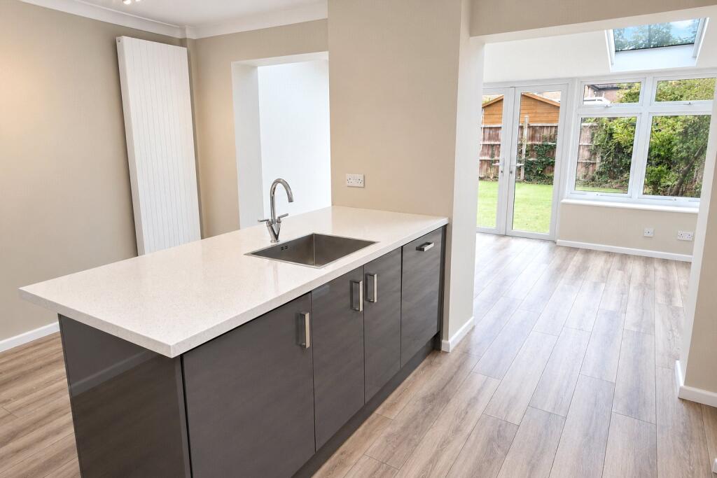 House in Flitwick, Central Bedfordshire - View 5