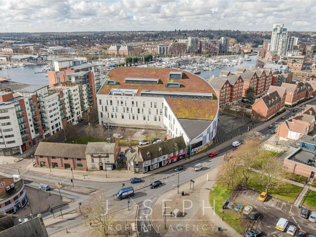 Main image of property: 136-138 Fore Street, Ipswich, IP4