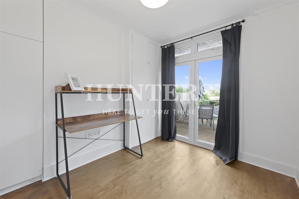 Apartment in London, Finchley - More