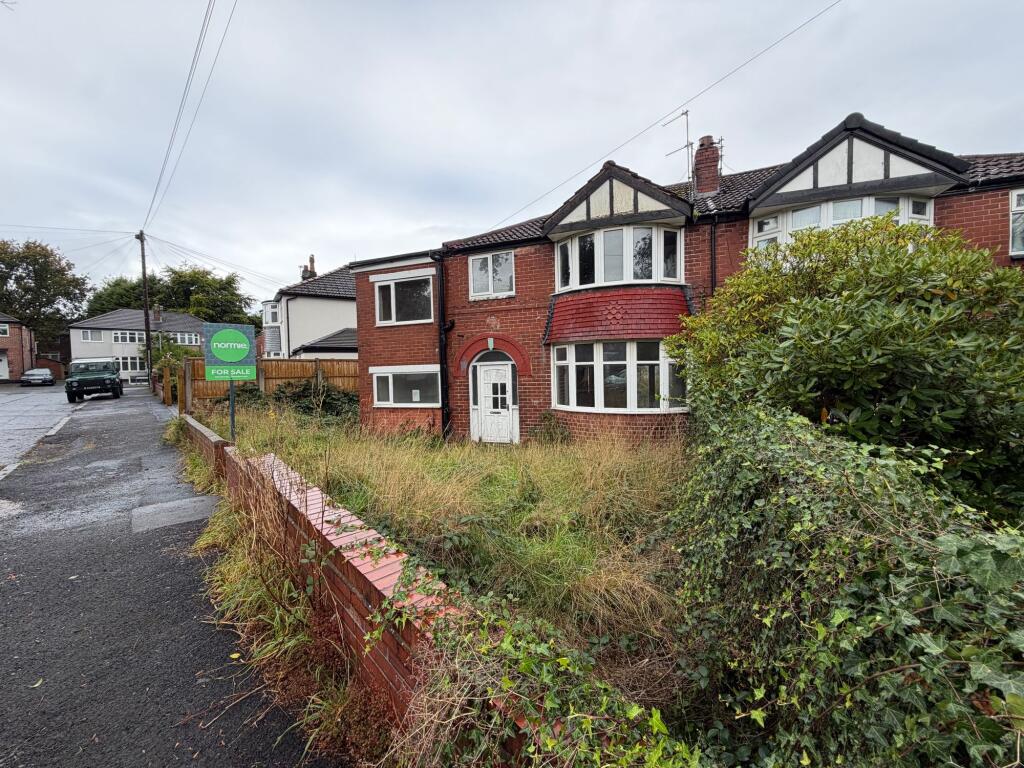 Main image of property: Chatsworth Avenue, Prestwich, M25