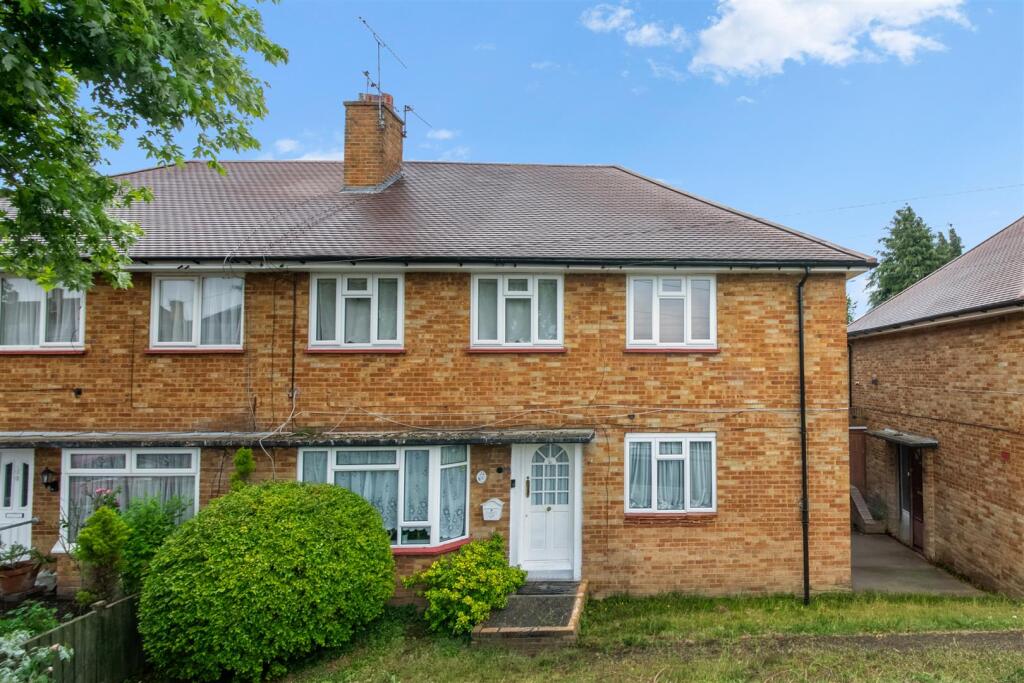 Main image of property: New Peachey Lane, Cowley