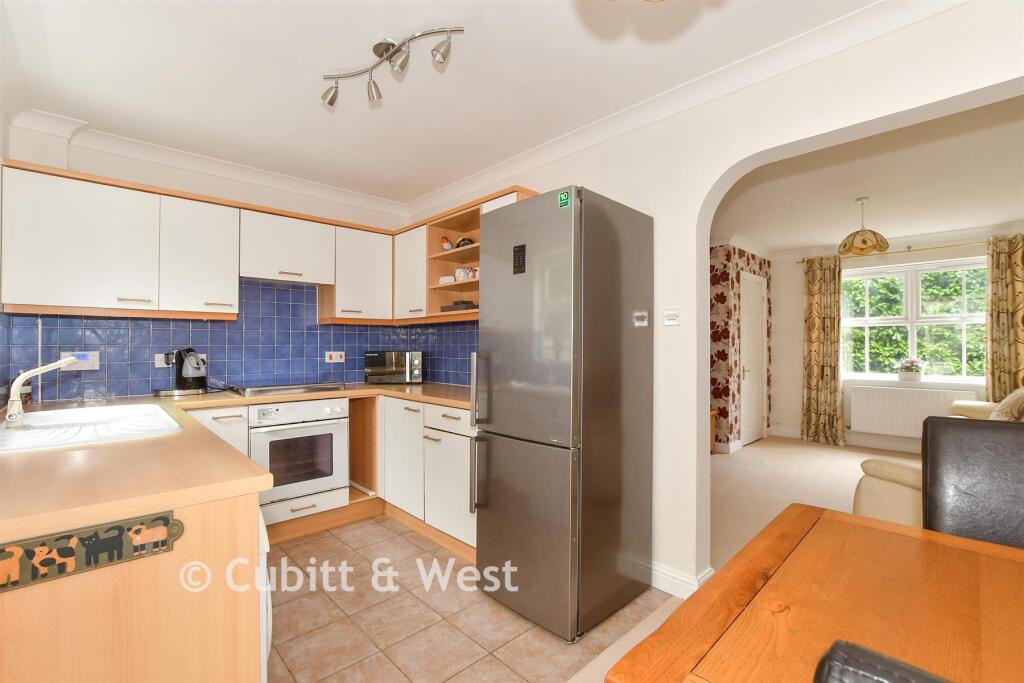 House in Horsham, Two Mile Ash, Southwater - More