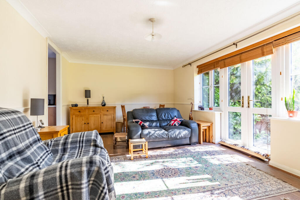 Station Road, Harpenden, Hertfordshire, AL5 photo 2