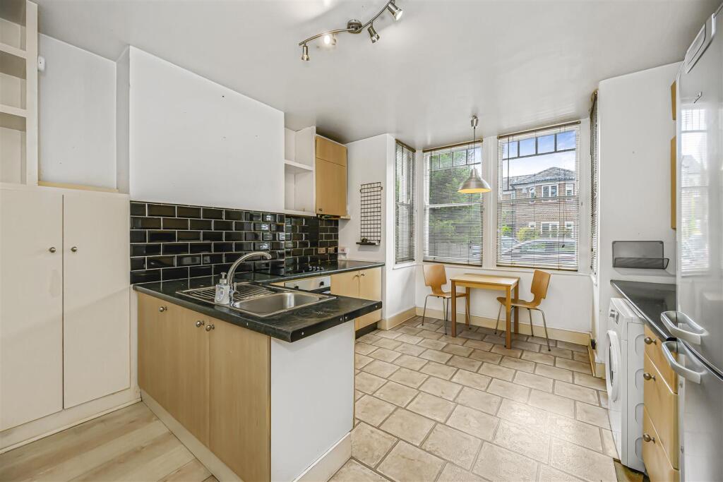 Apartment in London, Walthamstow Village, Leyton - View 5