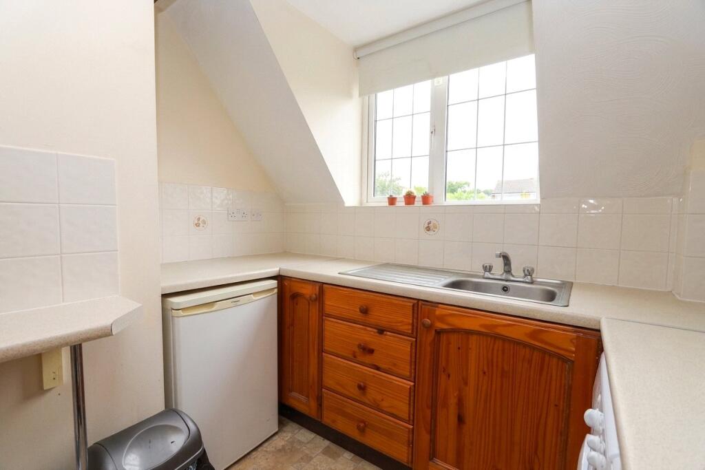 House in Bristol, Bradley Stoke - View 4
