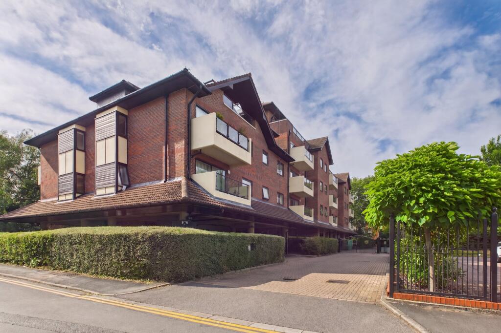 Main image of property: Ray Park Road, Maidenhead, Berkshire, SL6