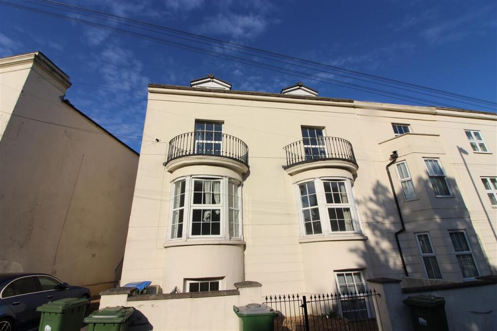 Main image of property: Bellevue Terrace, **** All bills included*******, Southampton