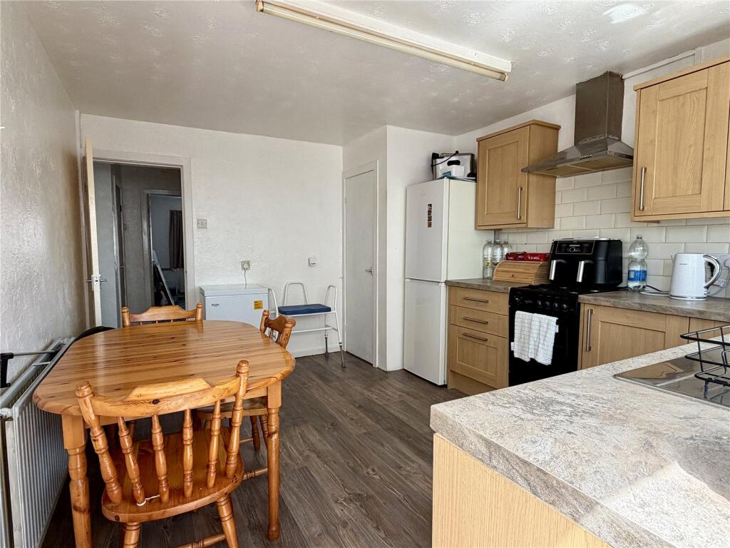 Ffordd Cildwrn, Llangefni, Isle of Anglesey, LL77 photo 3