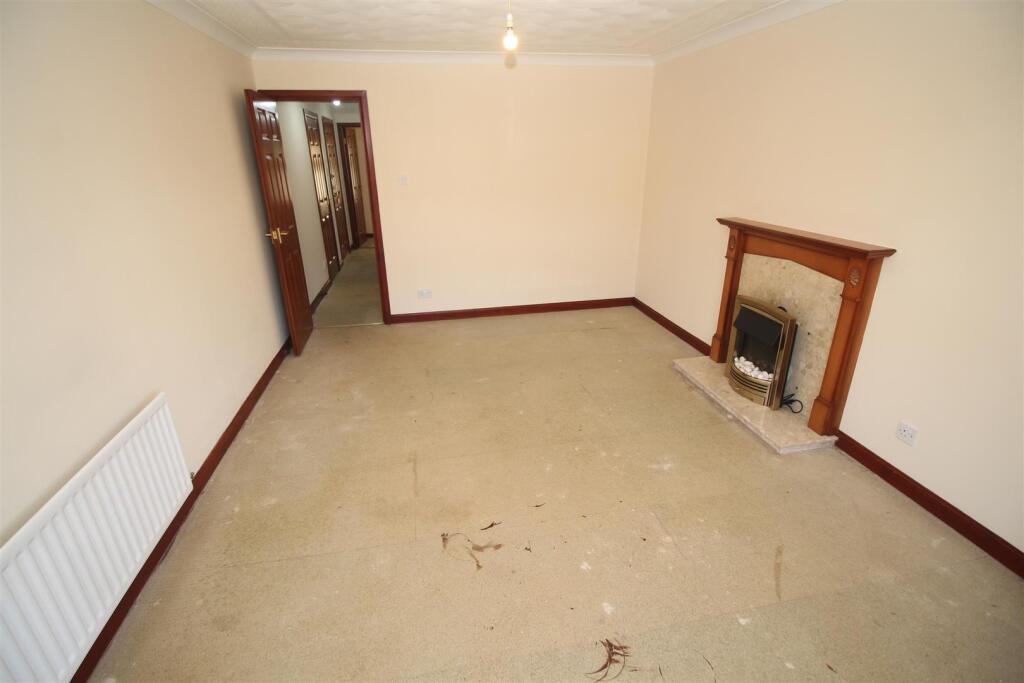 Apartment in Paisley - View 5