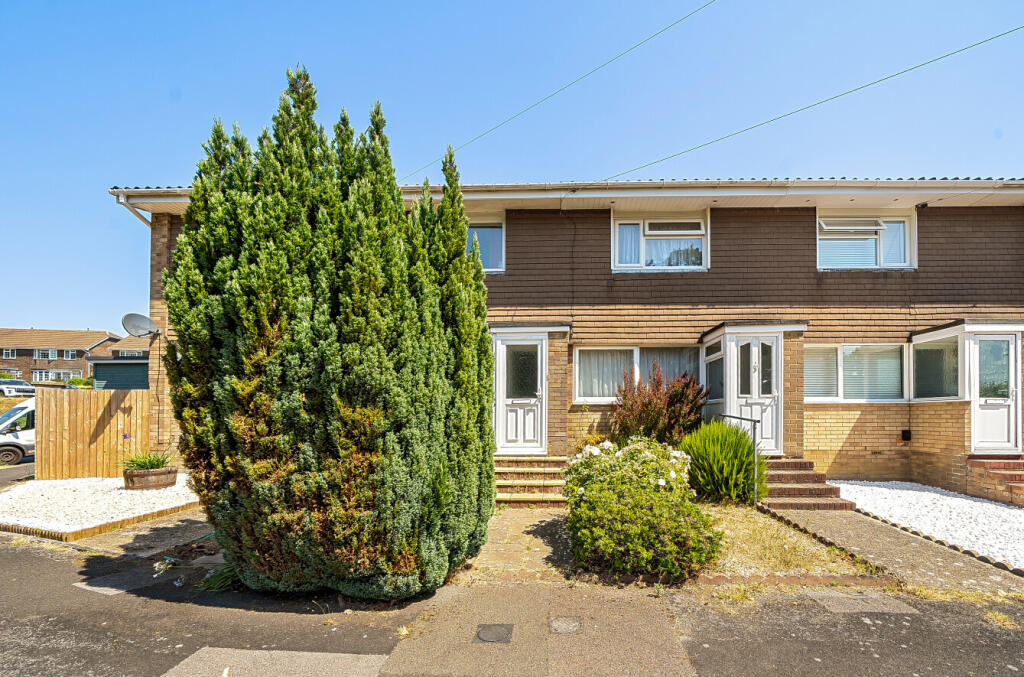 Main image of property: Ticonderoga Gardens, Woolston, Southampton, Hampshire, SO19