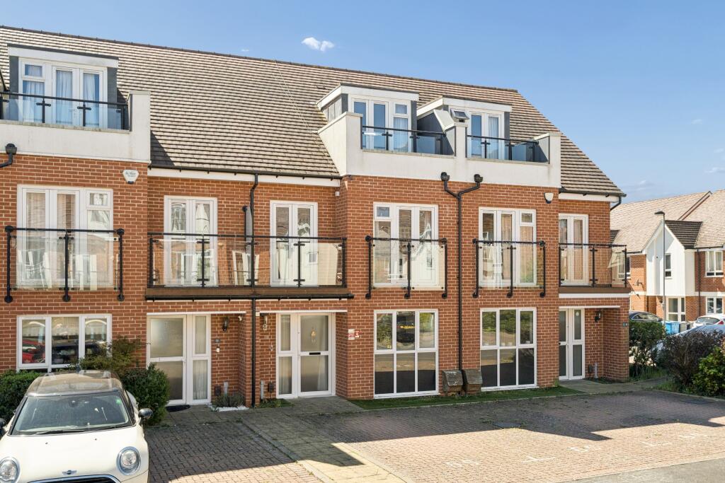 Main image of property: Furze Platt, Maidenhead